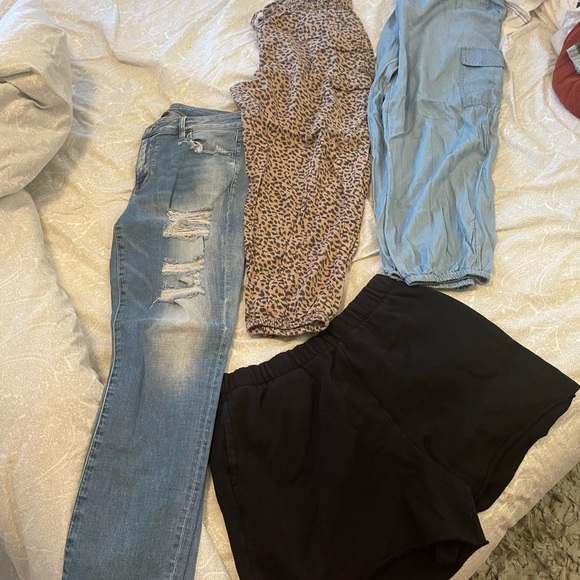 Lot of 21 American Eagle/Aerie pieces. Size L-XXL & Sz. 14 long - Picture 2 of 7